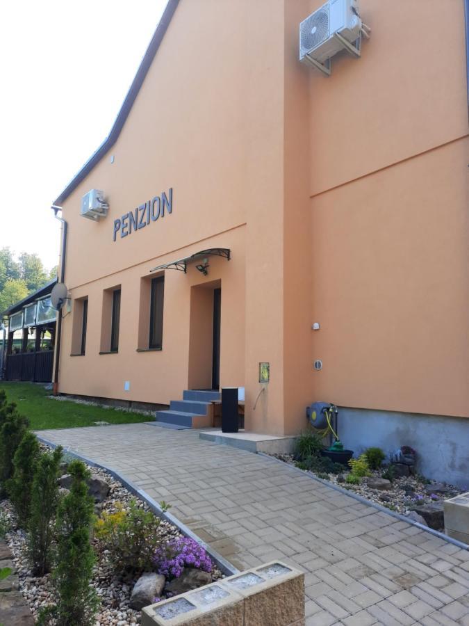 Rodinny Pension U Soudku Rudnik Екстер'єр фото