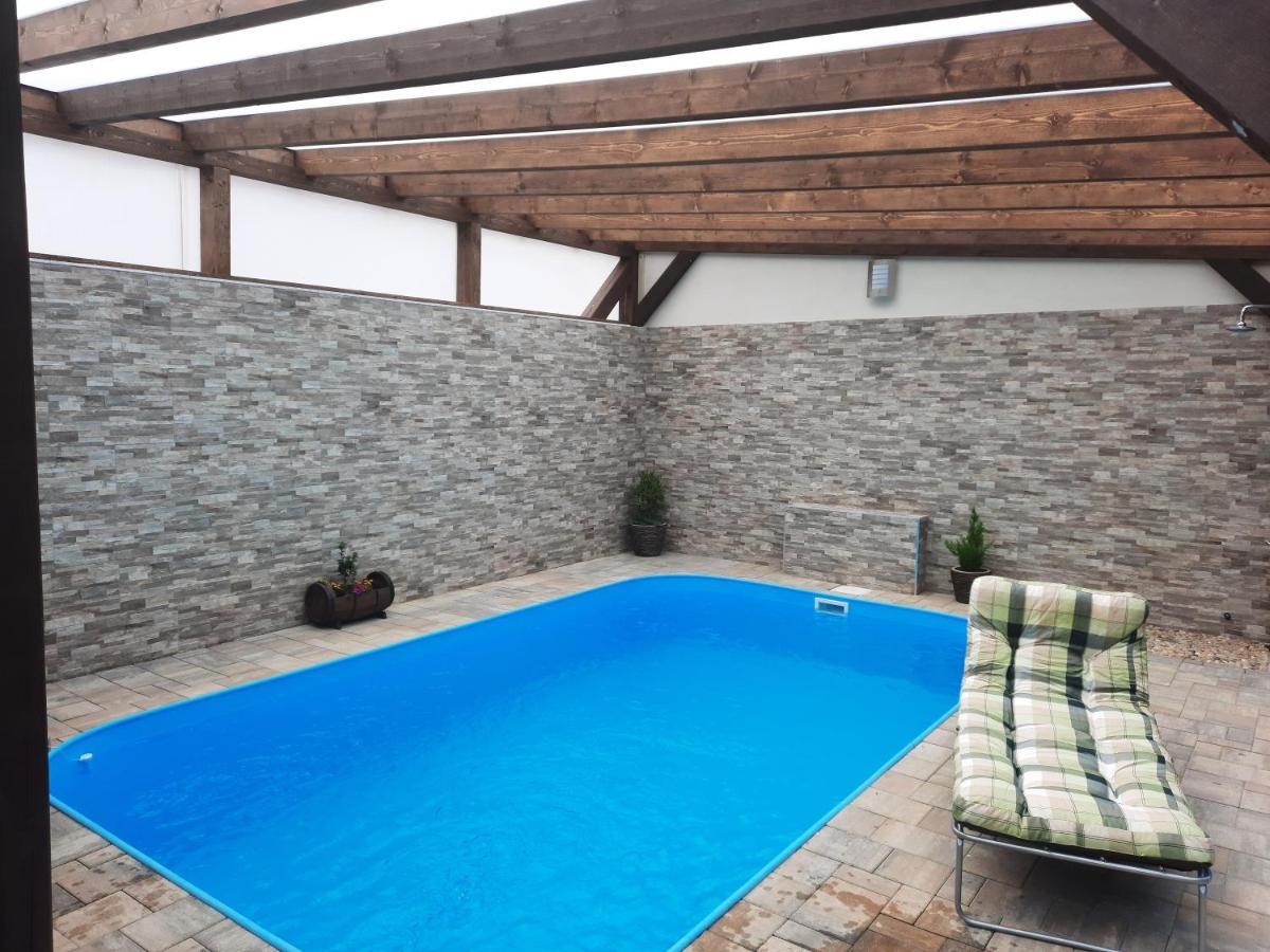 Rodinny Pension U Soudku Rudnik Екстер'єр фото