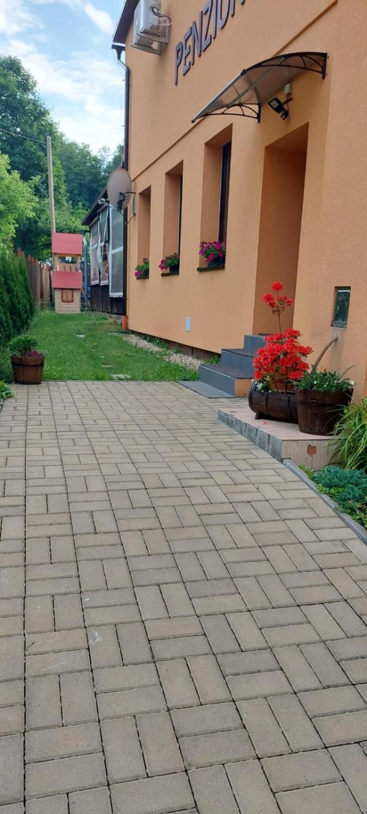 Rodinny Pension U Soudku Rudnik Екстер'єр фото