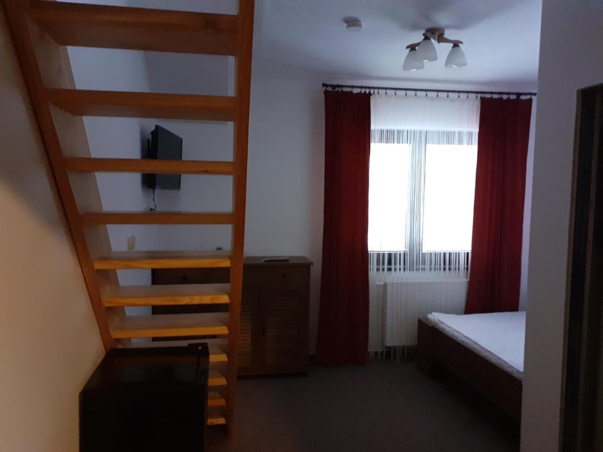 Rodinny Pension U Soudku Rudnik Екстер'єр фото